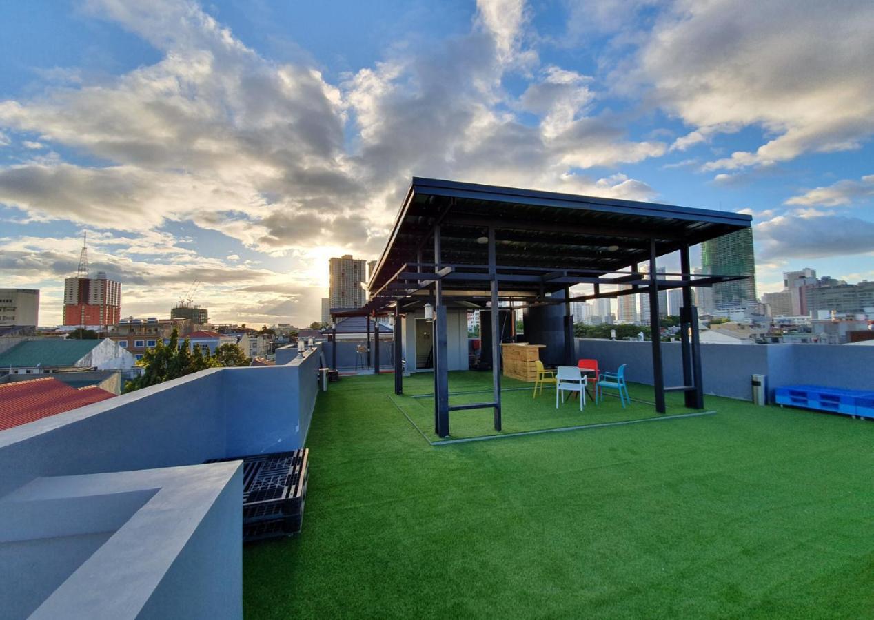 Innspired Hostel Ph In Makati, Metro Manila Makati City Kültér fotó