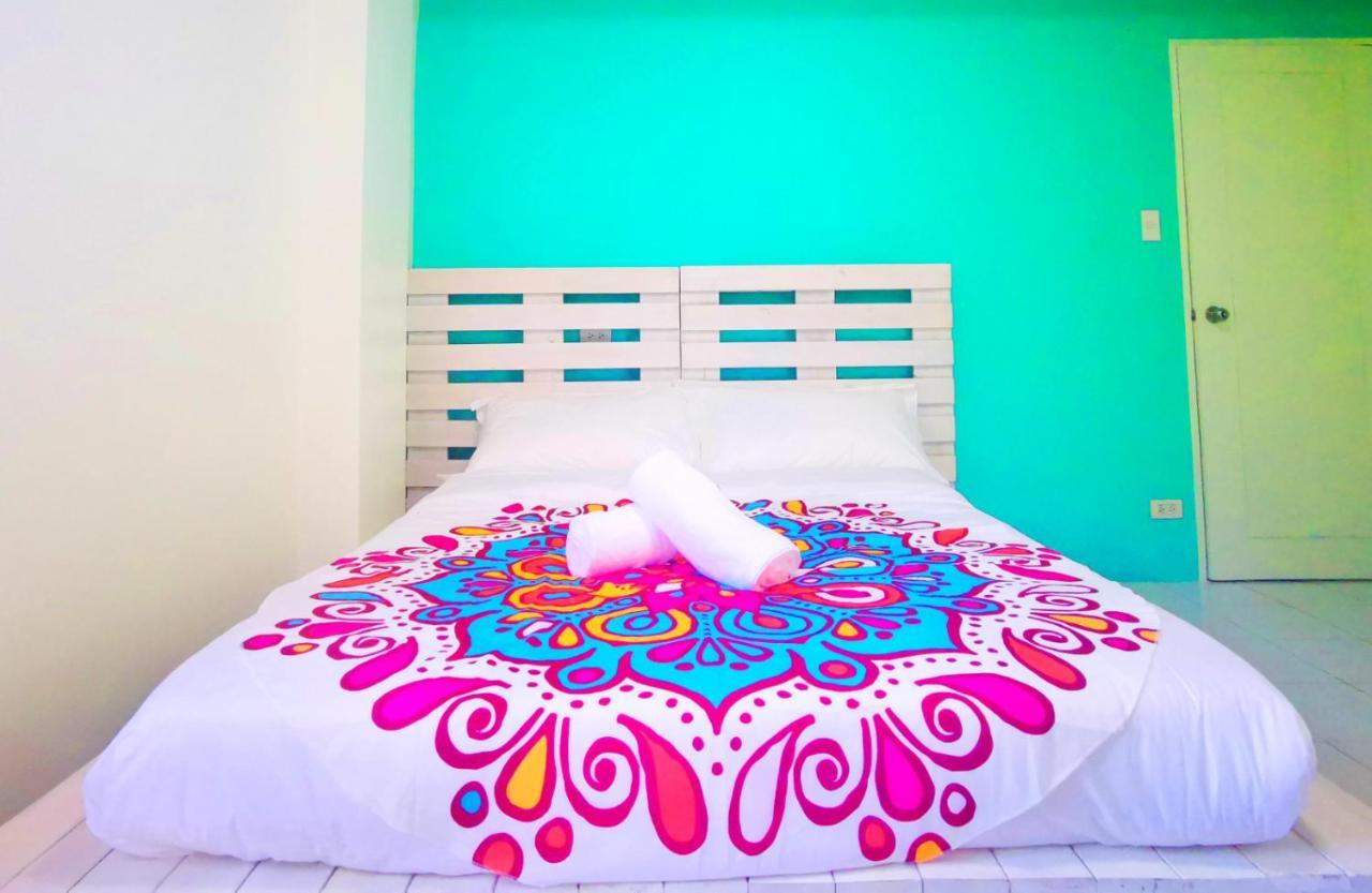 Innspired Hostel Ph In Makati, Metro Manila Makati City Kültér fotó