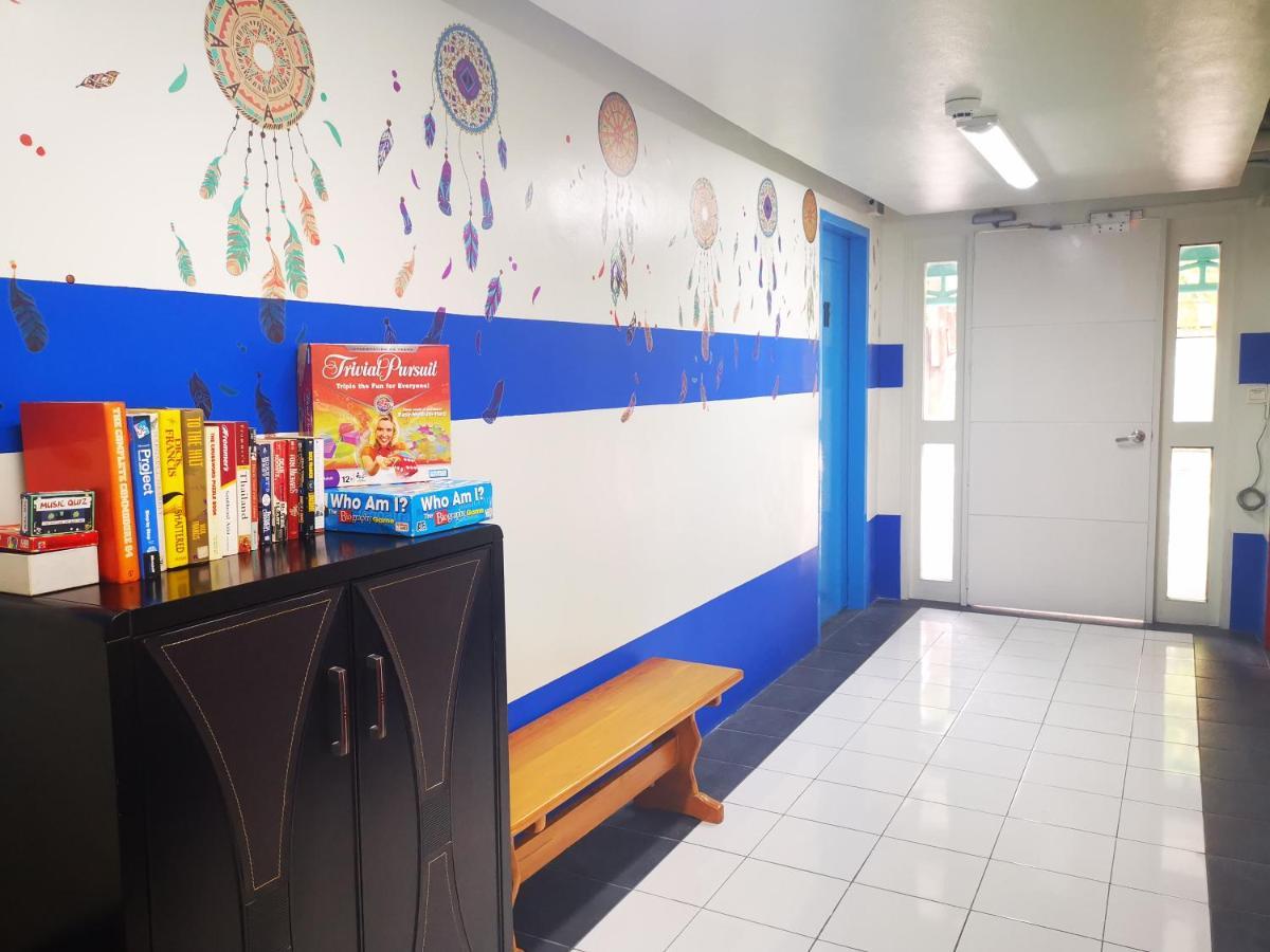 Innspired Hostel Ph In Makati, Metro Manila Makati City Kültér fotó